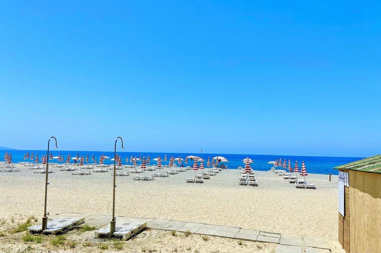 Pizzo Beach Club Apartment Exterior photo